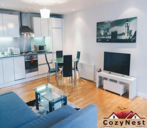 Deluxe, Self Contained Flat by CozyNest